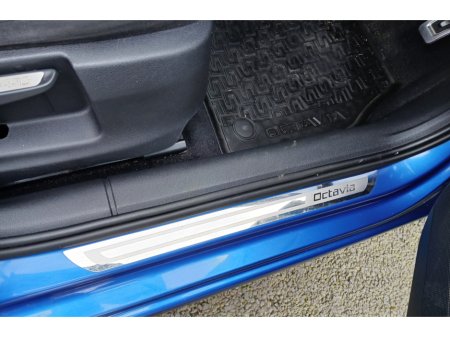 2016 Skoda Octavia - thumbnail 9