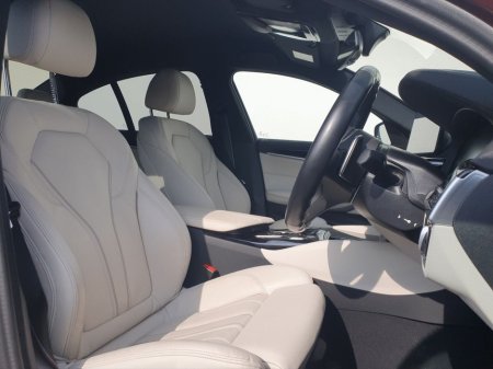 2023 BMW 5 Series - thumbnail 12