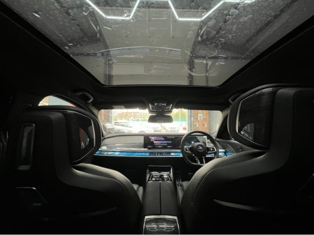 2025 BMW i7 - thumbnail 32