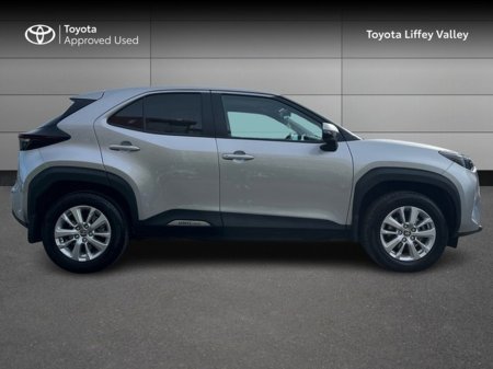 2025 Toyota Yaris Cross - photo 3