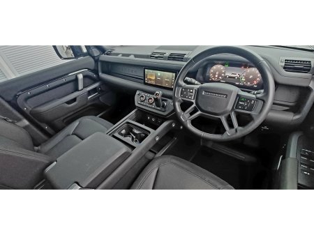 2024 Land Rover Defender - thumbnail 4