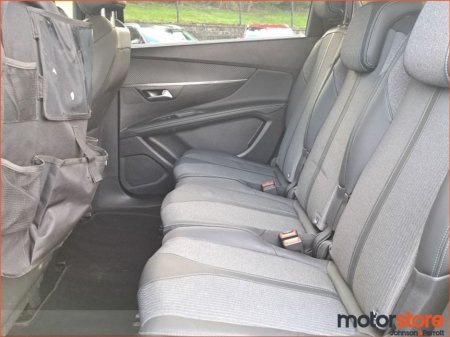 2024 Peugeot 5008 - thumbnail 5