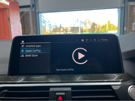 2021 BMW X3 2021 BMW X3 XDRIVE 30E M-SPORT EDITION JOY 2.0 AUTOMATIC / CRUISE CONTROL / 360° PARKING CAMERA / ELECTRIC MEMORY & HEATED SEATS / APPLE CARPLAY / PADDLE SHIFTERS / HEATED REAR SEATS thumbnail