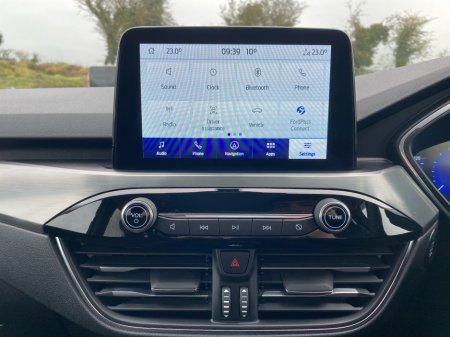 2023 Ford Kuga - thumbnail 18