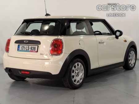 2017 MINI Hatch ONE D XN12 2 DR €14,480
