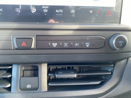 2026 Ford Transit Custom - thumbnail 13