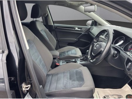 2015 Volkswagen Golf DBA-AUCJZ €13,495 thumbnail