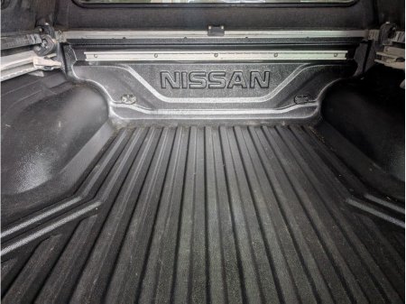 2021 Nissan Navara - thumbnail 9