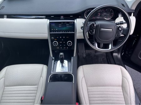 2020 Land Rover Discovery Sport 2.0 D4E 7 SEATER AUTOMATIC // CREAM LEATHER €29,950