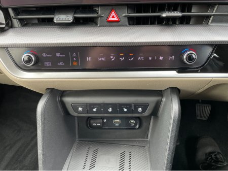 2022 Kia Sportage - thumbnail 16