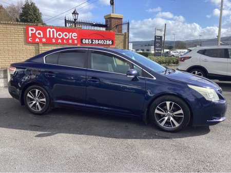 2010 Toyota Avensis - thumbnail 3