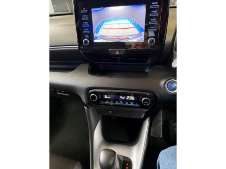 2024 Toyota Yaris - thumbnail 22