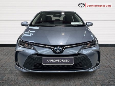 2025 Toyota Corolla SALOON LUNA HYBRID AUTO €31,750 thumbnail