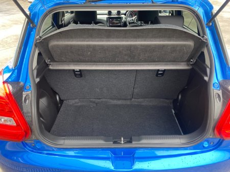 2022 Suzuki Swift - thumbnail 10