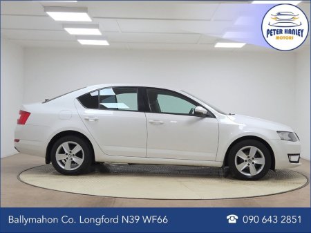 2017 Skoda Octavia - thumbnail 4