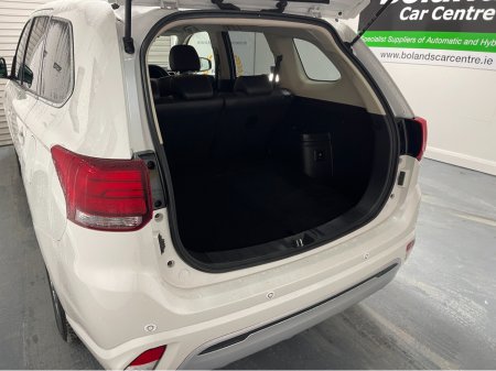 2019 Mitsubishi Outlander (Low Kms) HYBRID 2.4 PHEV AUTOMATIC 5DR MODEL www.bolandscarcentre.ie €22,900 thumbnail