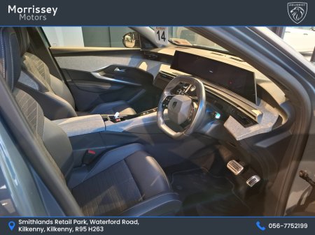 2024 Peugeot 2008 ALLURE 1.2 €36,950 thumbnail