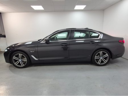 2022 BMW 5 Series 530E HYBRID 5SSE 4DR AUTO SE thumbnail