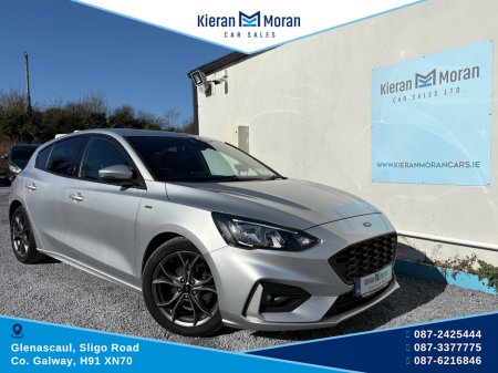 2019 Ford Focus - view 2