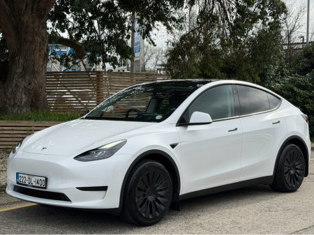 2022 Tesla Model Y - view 2