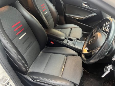 2016 Mercedes-Benz A Class - thumbnail 9