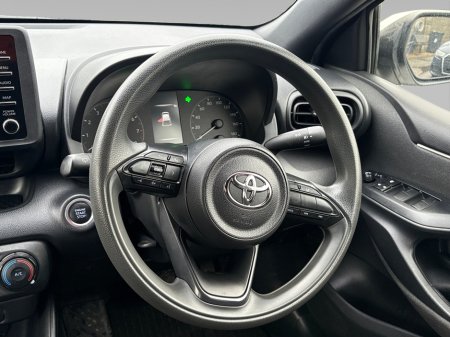 2021 Toyota Yaris 1.0 Petrol Auto €15,999 thumbnail