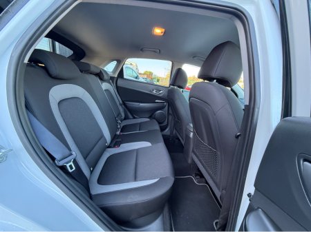 2019 Hyundai Kona KAUAI  EXECUTIVE TWO TONE 5DR €16,950 thumbnail