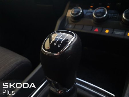 2021 Skoda Karoq Style 2.0TDi 115HP - 2 Year Warranty (From €103 per week) €27,995 thumbnail