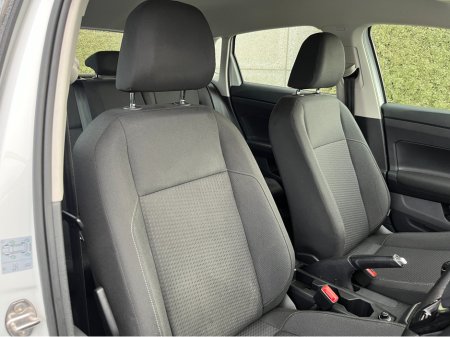 2020 Volkswagen Polo COMFORTLINE 1.0 PETROL MANUAL €15,950 thumbnail