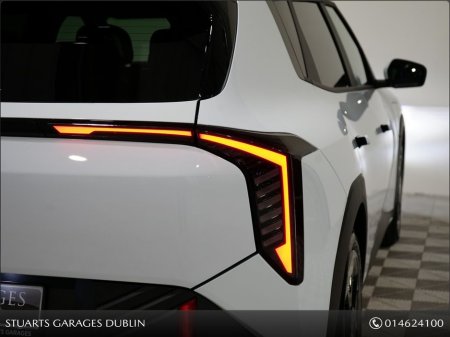 2025 Kia EV4 Earth K3 DEMONSTRATOR SALE * 0% FINANCE AVAILABLE* €45,950 thumbnail