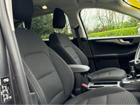 2021 Ford Kuga TITANIUM 1.5 TD 120 S6.2 M6 F 4DR €23,900 thumbnail