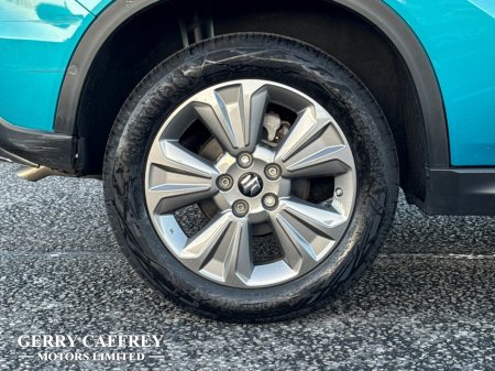 2023 Suzuki Vitara SZT 1.4 Petrol Hybrid Manual - 7 Years Manufacturer Warranty €23,450 thumbnail