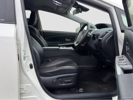 2019 Toyota Prius - thumbnail 9