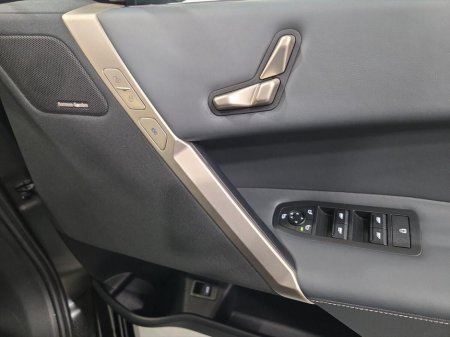 2023 BMW iX xDrive40 M Sport Edition €52,950 thumbnail