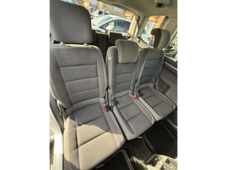 2013 Volkswagen Touran 1.6 TDI 105BHP TRENDLINE BMT TECH 7S €7,000 thumbnail