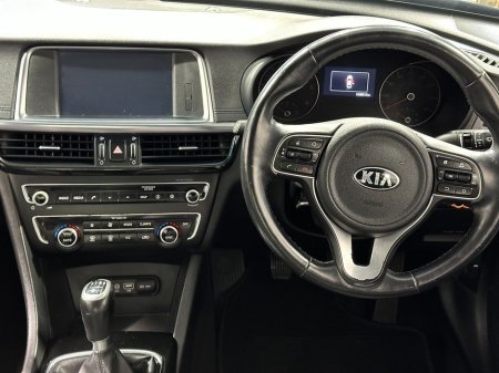 2017 Kia Optima 3 1.7 Crdi €15,700 thumbnail