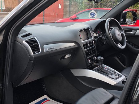 2015 Audi Q5 2.0TDI 150HP Ultra S Line €19,995 thumbnail