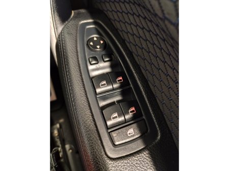 2015 BMW 1 Series - thumbnail 26