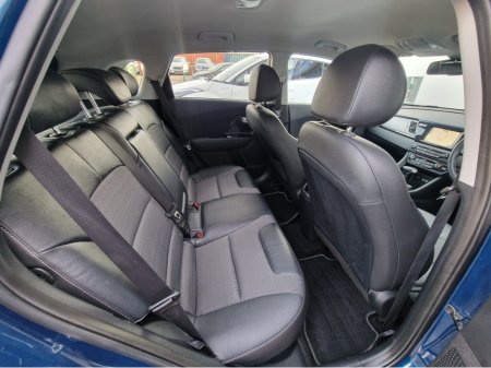 2019 Kia Niro - thumbnail 30