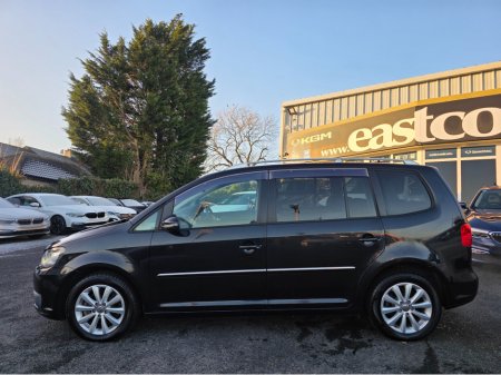 2013 Volkswagen Touran ( 132 REG  )1.4 TSI HIGHLINE EDITION  7 SEATER ALLOYS SIMI DEALER - SPECIALISING IN IMPORTS OF GERMAN AUTOMATIC HI SPEC CARS €10,950 thumbnail