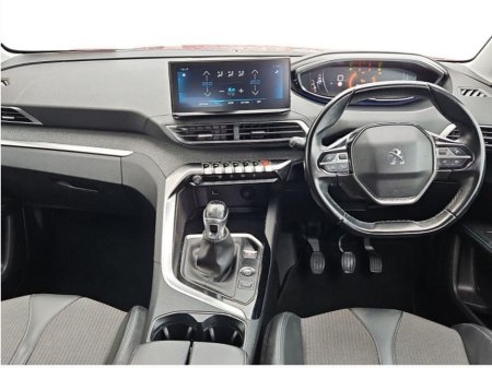 2021 Peugeot 5008 1.5 BlueHDi 130bhp Allure €28,950