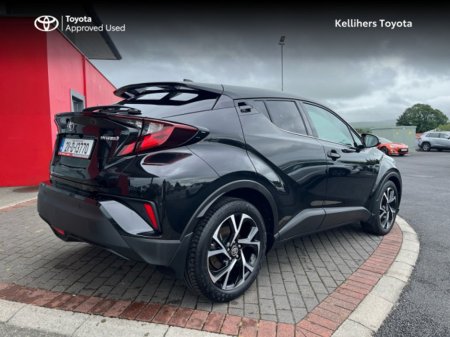 2021 Toyota C-HR C-HR 1.8 HYBRID SPORT €25,950