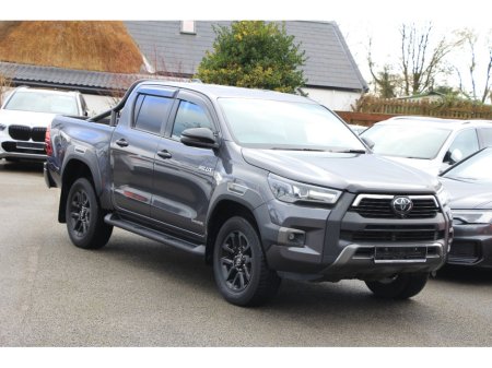 2023 Toyota Hilux - thumbnail 14