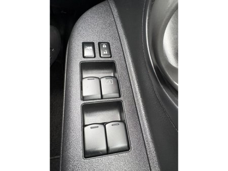 2017 Nissan March - thumbnail 7