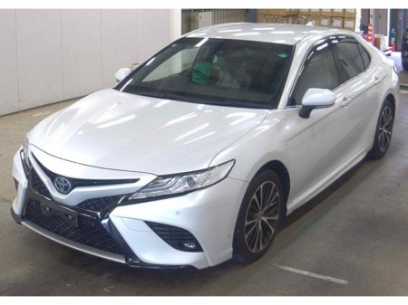 2020 Toyota Camry  €26,950 thumbnail