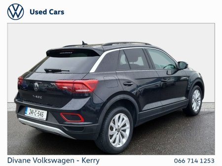 2024 Volkswagen T-Roc LIFE 2.0 TDI M6F 116 BHP €31,950 thumbnail