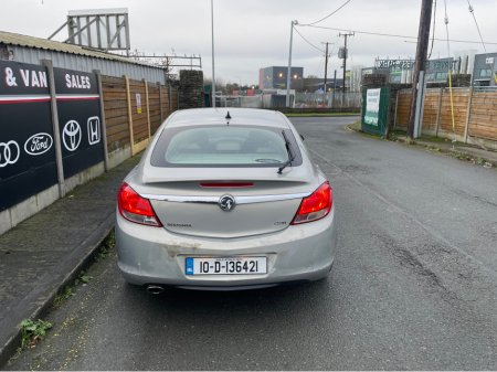 2010 Vauxhall Insignia - thumbnail 5