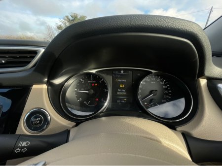 2017 Nissan X-Trail 1.6 DSL SVE 7 SEAT E6 4DR €10,999 thumbnail