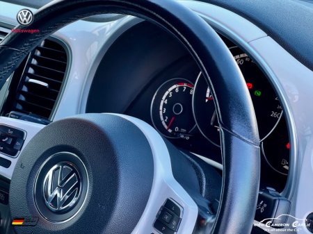 2013 Volkswagen Beetle - thumbnail 7