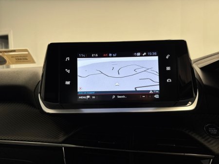 2023 Peugeot 2008 - thumbnail 19